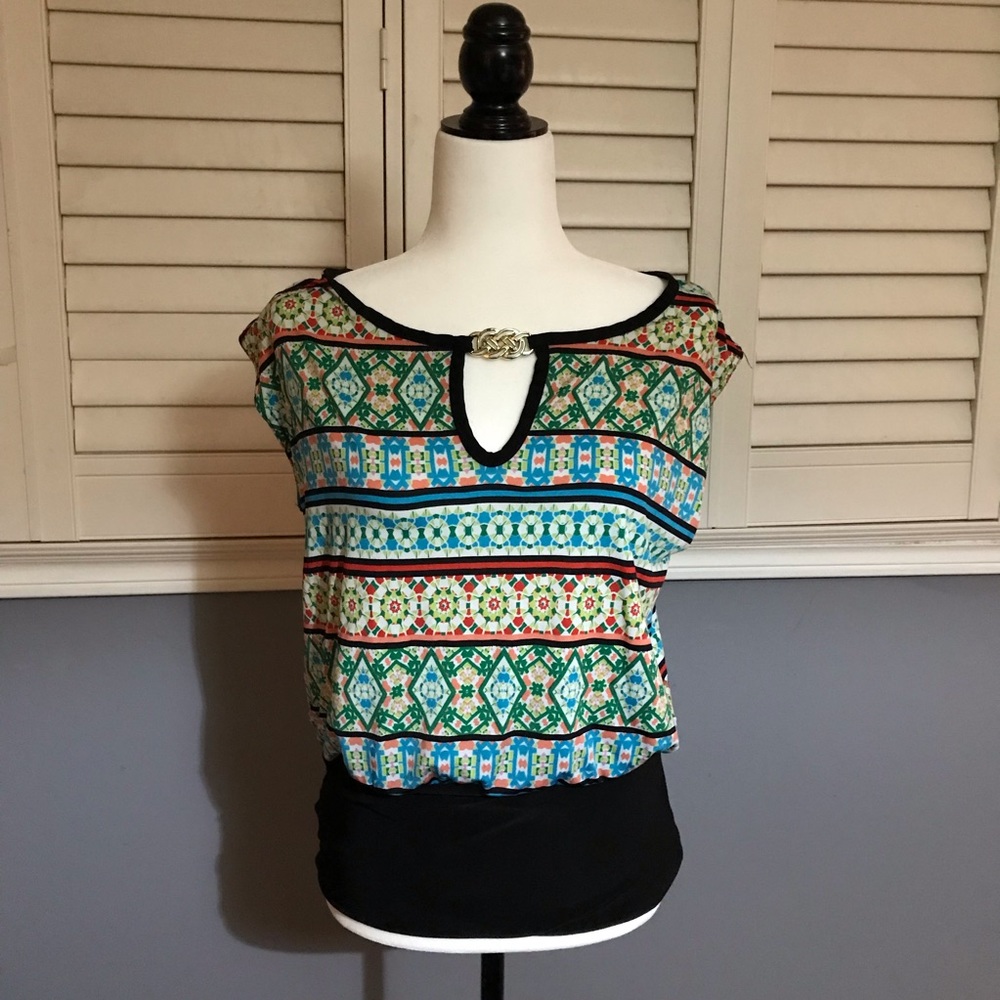 Elegant Abria Summer Top Size L Made in Canada